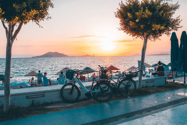 Pattaya, Tayland 'da gün batımı manzarası.