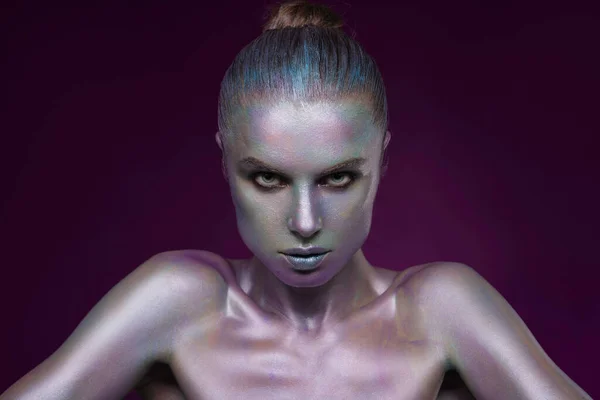 Vacker Kvinnlig Modell Med Pärla Lysande Färgglad Kroppskonst Ansikte Och — Stockfoto