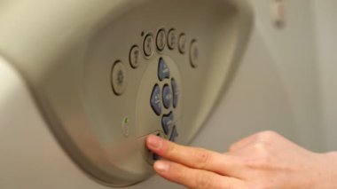 Tomografi Bay çizilmiş hasta