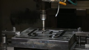 Metal işleme makine sahneleri