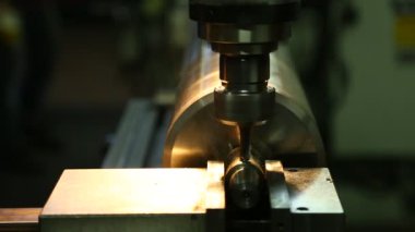 Metal işleme makine sahneleri