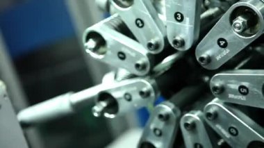 Metal bahar üretim makinesi