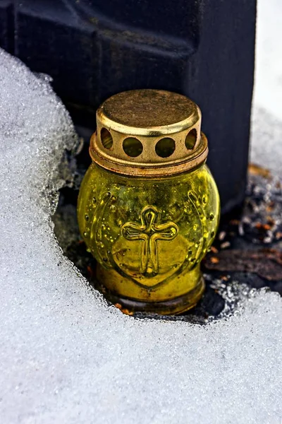 Скляна Закрита Лампа Снігу Цвинтарі — стокове фото