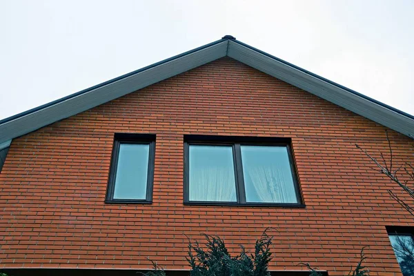 Windows Brown Brick Attic Wall Sky — Stock Photo, Image