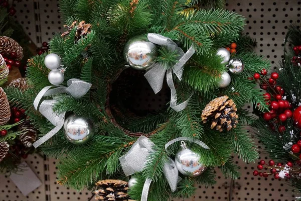 Bright Colored Christmas Wreath Needles Cones Berries Toys — Stock Photo, Image