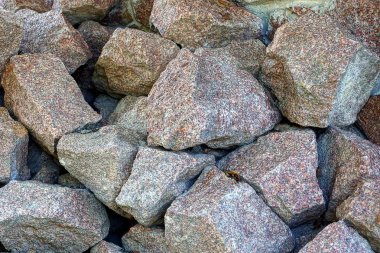 Bir yığın büyük kahverengi taş taş dokusu