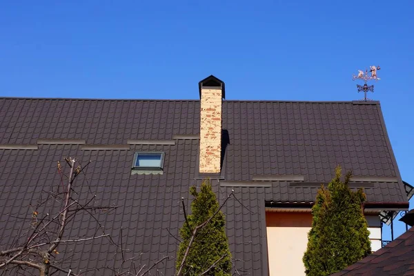 Brown Tile Roof Window Chimney Background Twigs Blue Sky — Stock Photo, Image