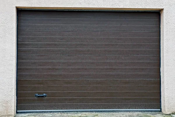 Portão Marrom Uma Garagem Privada — Fotografia de Stock