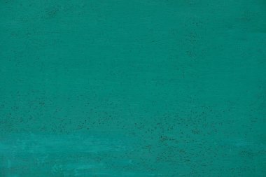 Binanın eski demir duvarından yeşil arka plan 