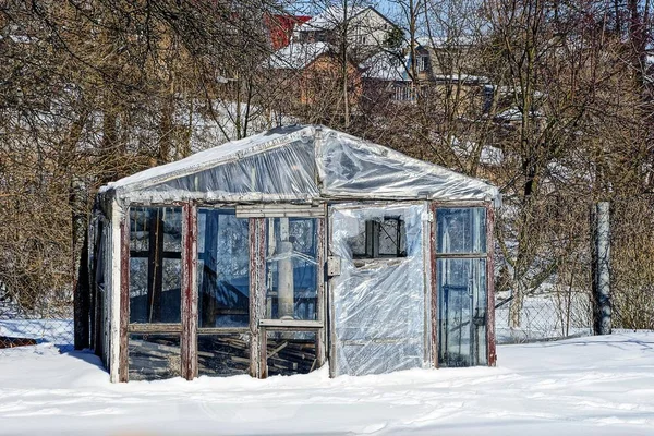 Old Little Greenhouse Snowdrift Street — Stock Photo, Image