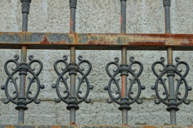  sahte desendemir çubuklar siyah metal arka plan