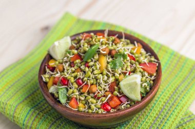 spyönlendirilmiş mercimek salatası