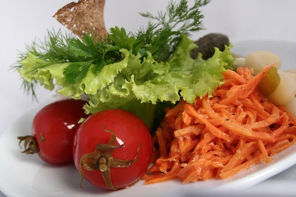 Klasik Ukrayna Rus Mutfağı Turşu Marine Edilmiş Domates Salatalık Havuç — Stok fotoğraf