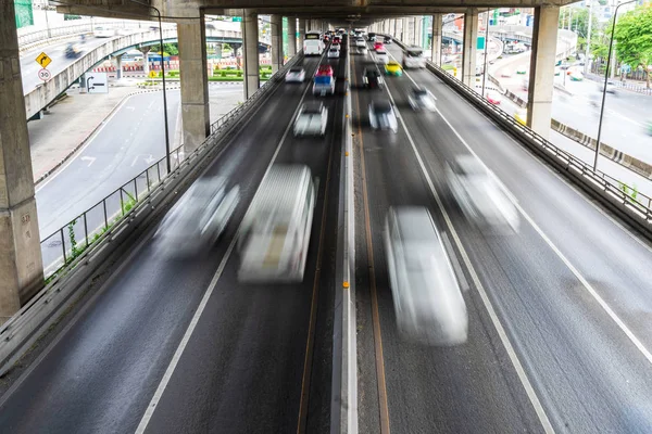 Flou Mouvement Voiture Sur Route Dans Ville — Photo