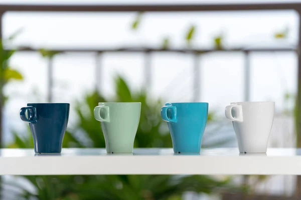 Cuatro Tazas Café Mesa Del Jardín — Foto de Stock