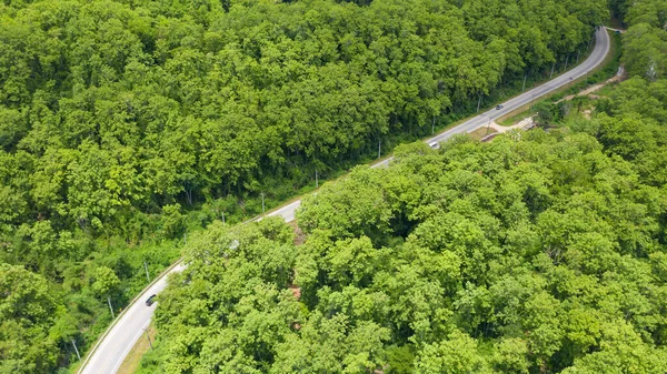 Vista Aérea Una Carretera Provincial Que Pasa Través Fondo Forestal —  Fotos de Stock