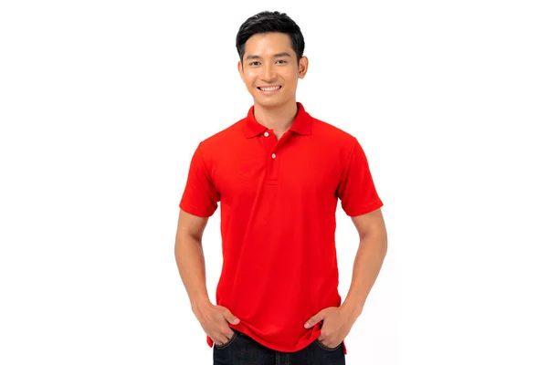 Tişört Tasarımı Kırmızı Gömlekli Genç Adam Beyaz Arka Planda Izole — Stok fotoğraf
