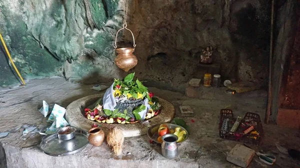 Jaskinia Hinduskiej Świątyni Nyali Kenii — Zdjęcie stockowe