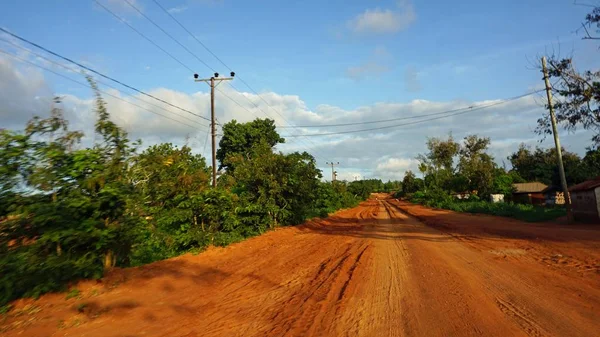 Tipica Strada Rossa Kenya Vicino Marafa Costruzione — Foto Stock