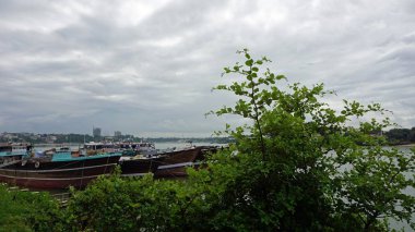 kenya Mombasa'da eski limanda