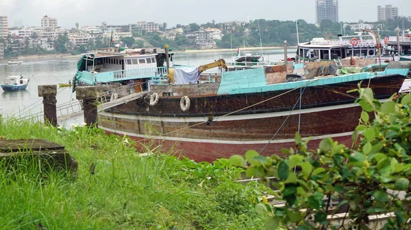 kenya Mombasa'da eski limanda