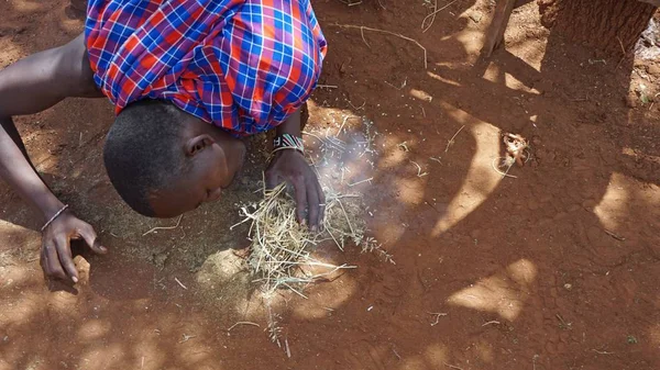 Kimana, Kenya, Haziran 2018 - yaklaşık geleneksel Masai Köyü