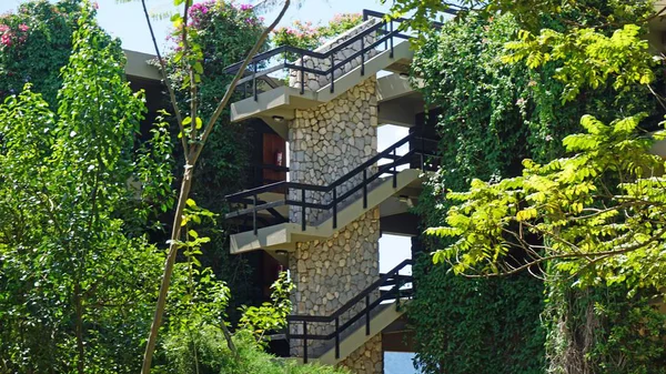 Voi, Kenya, Haziran 2018 - yaklaşık rahat Safari Lodges