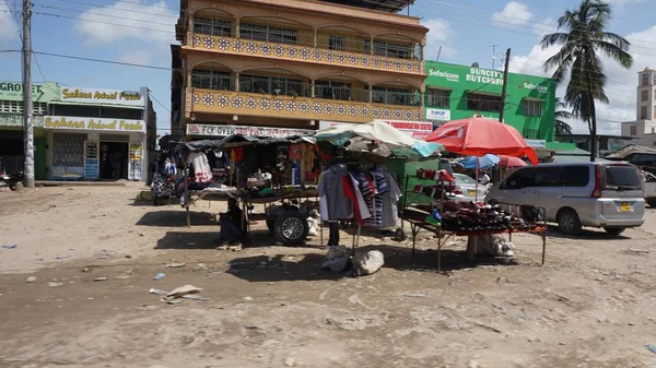 Mtwapa, Kenya, Haziran 2018 - yaklaşık Kenya tipik streetlife