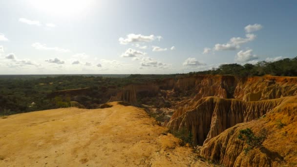 地狱厨房峡谷附近的 Marafa 在肯尼亚 — 图库视频影像