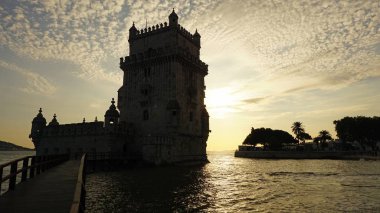 Lizbon belemtower doğal günbatımı 