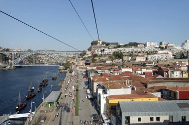 porto üzerinde modern teleferik douro Nehri