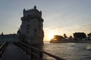 Lizbon belemtower doğal günbatımı 