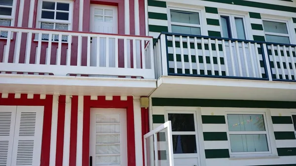 Kleine Traditionelle Und Farbenfrohe Häuser Der Costa Nova — Stockfoto