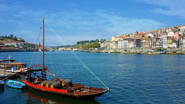 Traditionele Kleurrijke Boten Rivier Douro Porto — Stockfoto