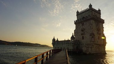 Lizbon belemtower doğal günbatımı 