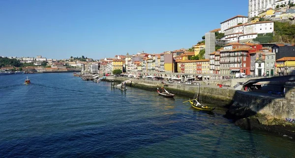 Rivière Douro Porto Avec Les Célèbres Maisons Colorées — Photo