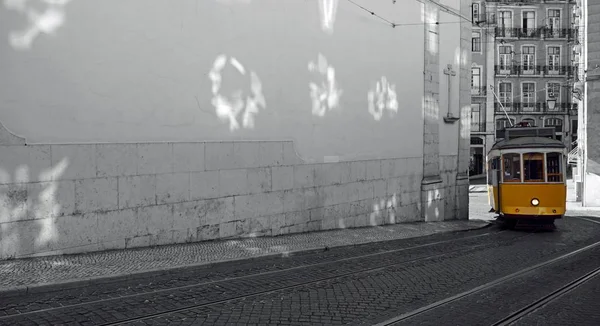 Tradiční Dopravní Tramvaje Městě Lisabon — Stock fotografie