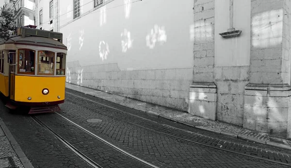 Традиционный Трамвай Лиссабоне — стоковое фото