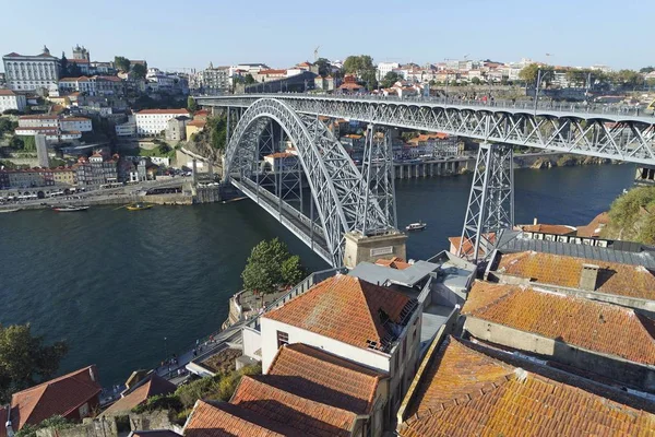 Obří Dom Luis Mostní Konstrukce Porto — Stock fotografie