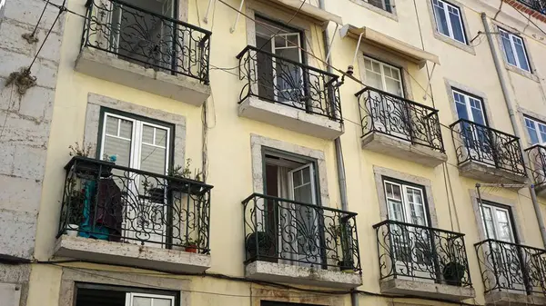 Vieilles Maisons Colorées Dans Quartier Résidentiel Lisbon — Photo