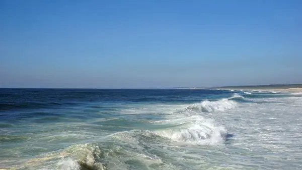 Fouradouro Beach Ősz Folyamán Nagy Hullámok — Stock Fotó