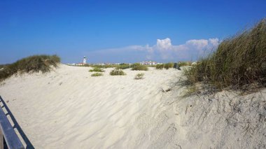 Plaj costa nova Aveiro, kum tepeleri