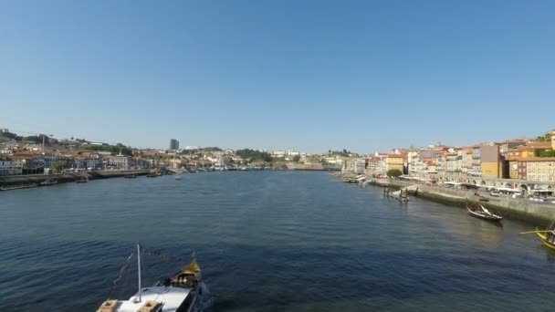 Porto Douro Nehirde Güneşli Bir Günde — Stok video