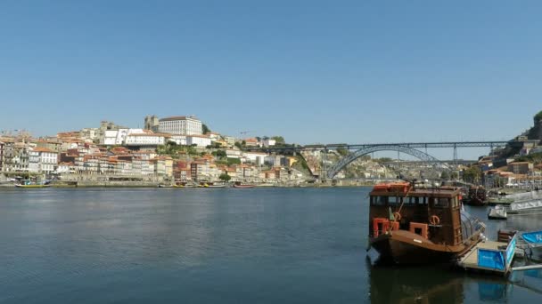 Rio Douro Porto Dia Ensolarado — Vídeo de Stock