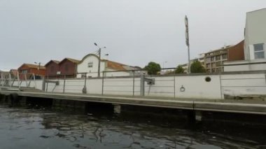 Aveiro, Portekiz - Ekim 2018 yaklaşık: geleneksel moliceiro fisher tekneler limanda