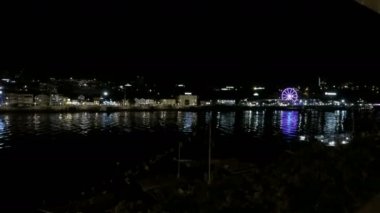 Porto, Portekiz - Ekim 2018 yaklaşık: douro nehir gece