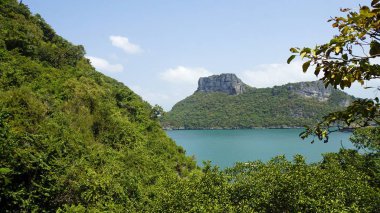 plaj görünümünden ko mae koh bakış açısı
