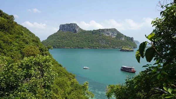 Vista a la playa desde el mirador ko mae koh — Foto de Stock