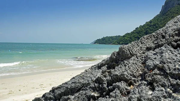 Tropical wua ta lap island in thailand — Stock Photo, Image