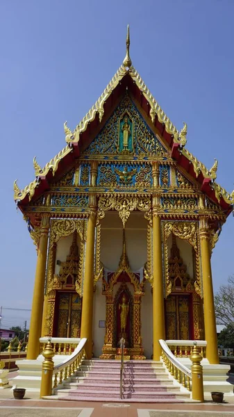 Ват Тонгчай храмовый комплекс в Фетчабури — стоковое фото